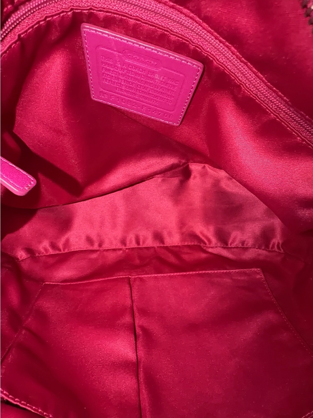 Coach Brown Signature Canvas Shoulder Bag with Pink Trim - Picture 6 of 6